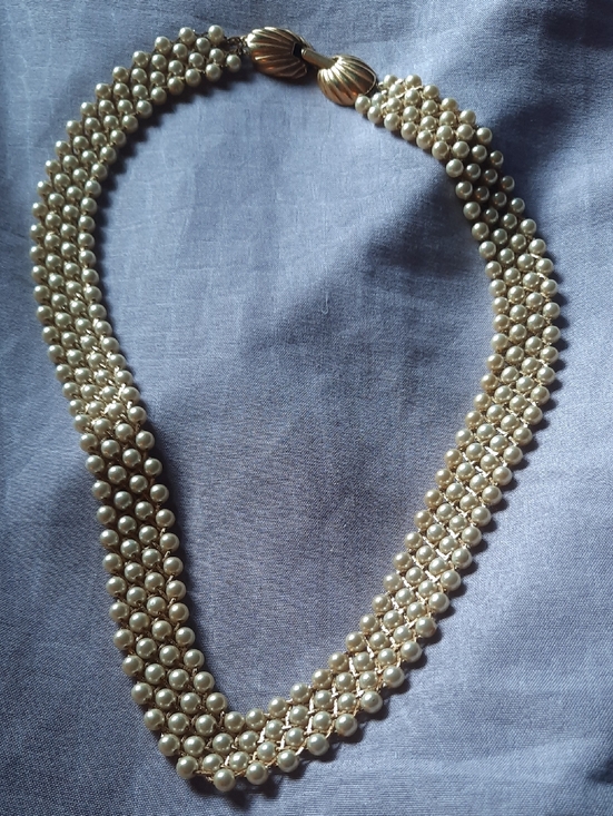Jewelry - Vintage three row woven lattice mesh Pearl neclace
